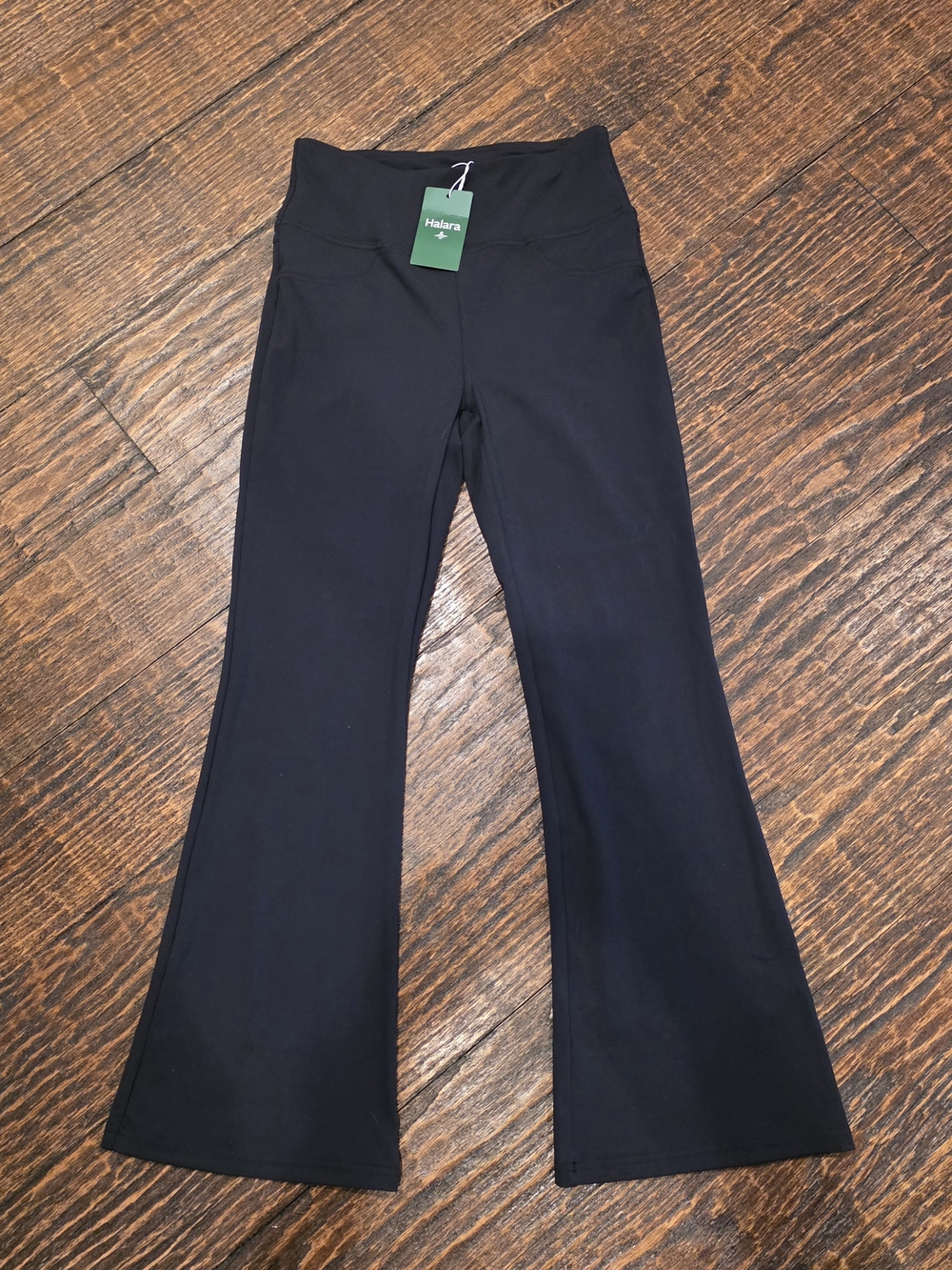 NWT Halara Black High Waisted Flare Yoga Pants w/ Pockets Medium Petite
